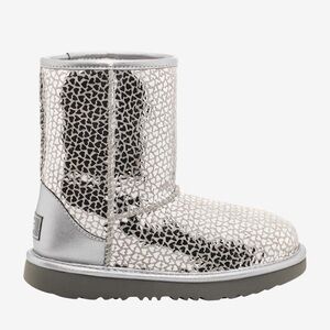 💥💥💥UGG Classic Il Gel Hearts Toddler Girl Boots Size: 8